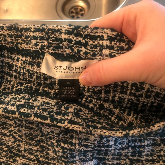 🔥St John Collection Knit Blazer & Matching Skirt - Picture 13 of 15